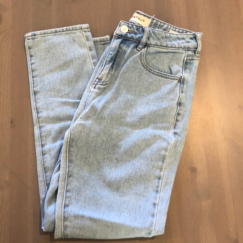 Pacsun light wash mom jeans